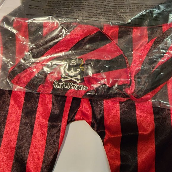 Pint Size Pirate Outfit/Onesie for Infant 6-12 months - Picture 8 of 8